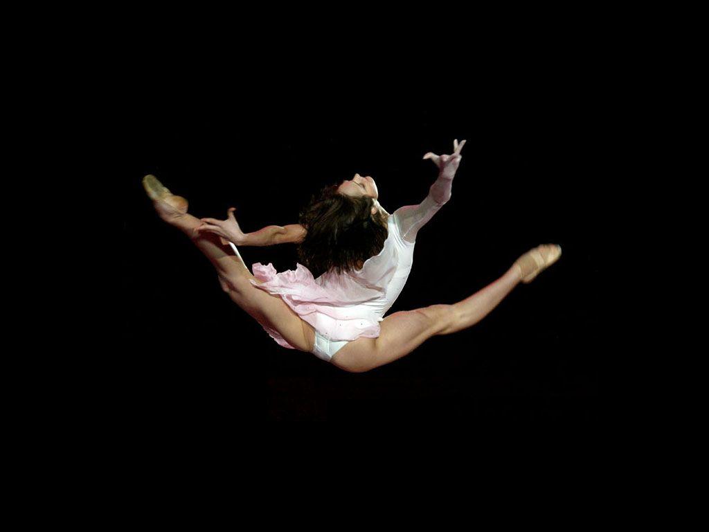 1024x768 Free download Rhythmic Gymnastics View .