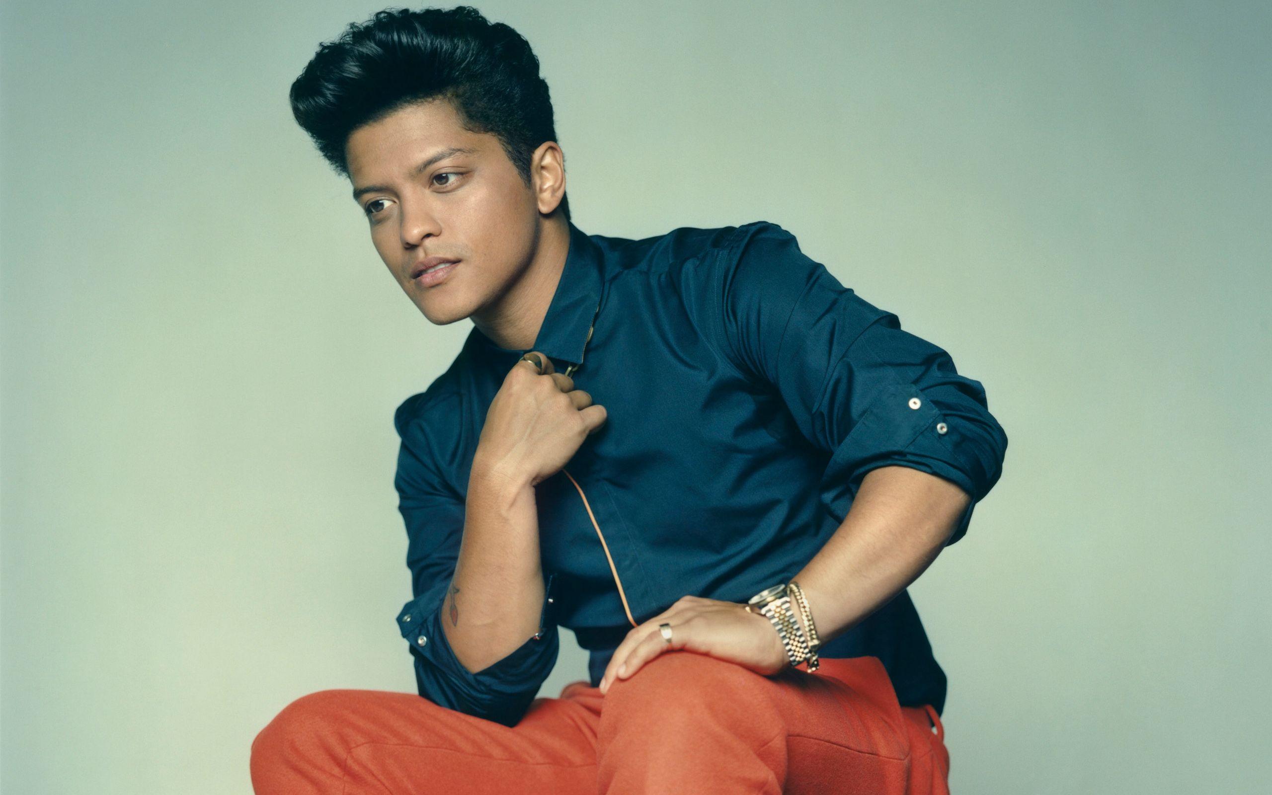 2560x1600 Bruno Mars hình nền