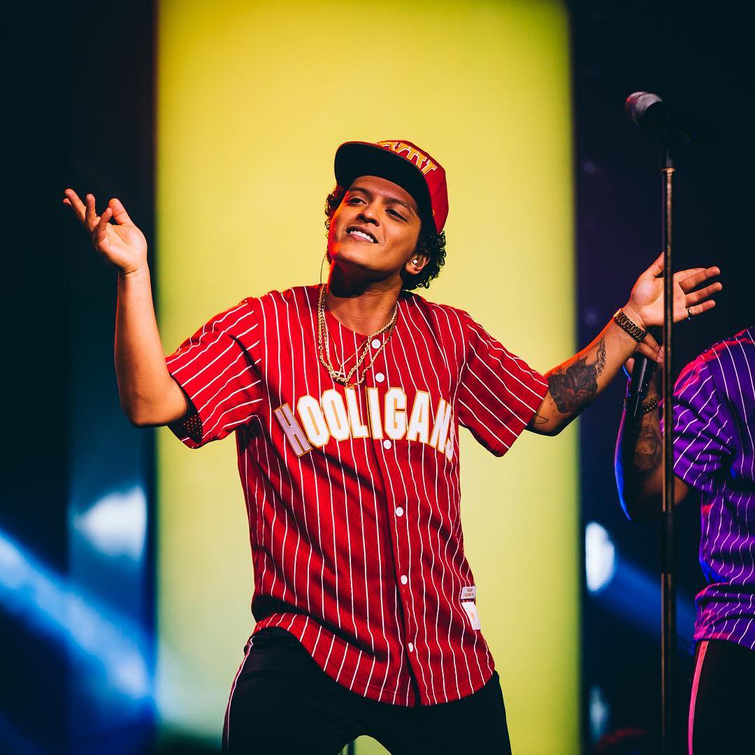 1080x1080 382121_bruno Mars