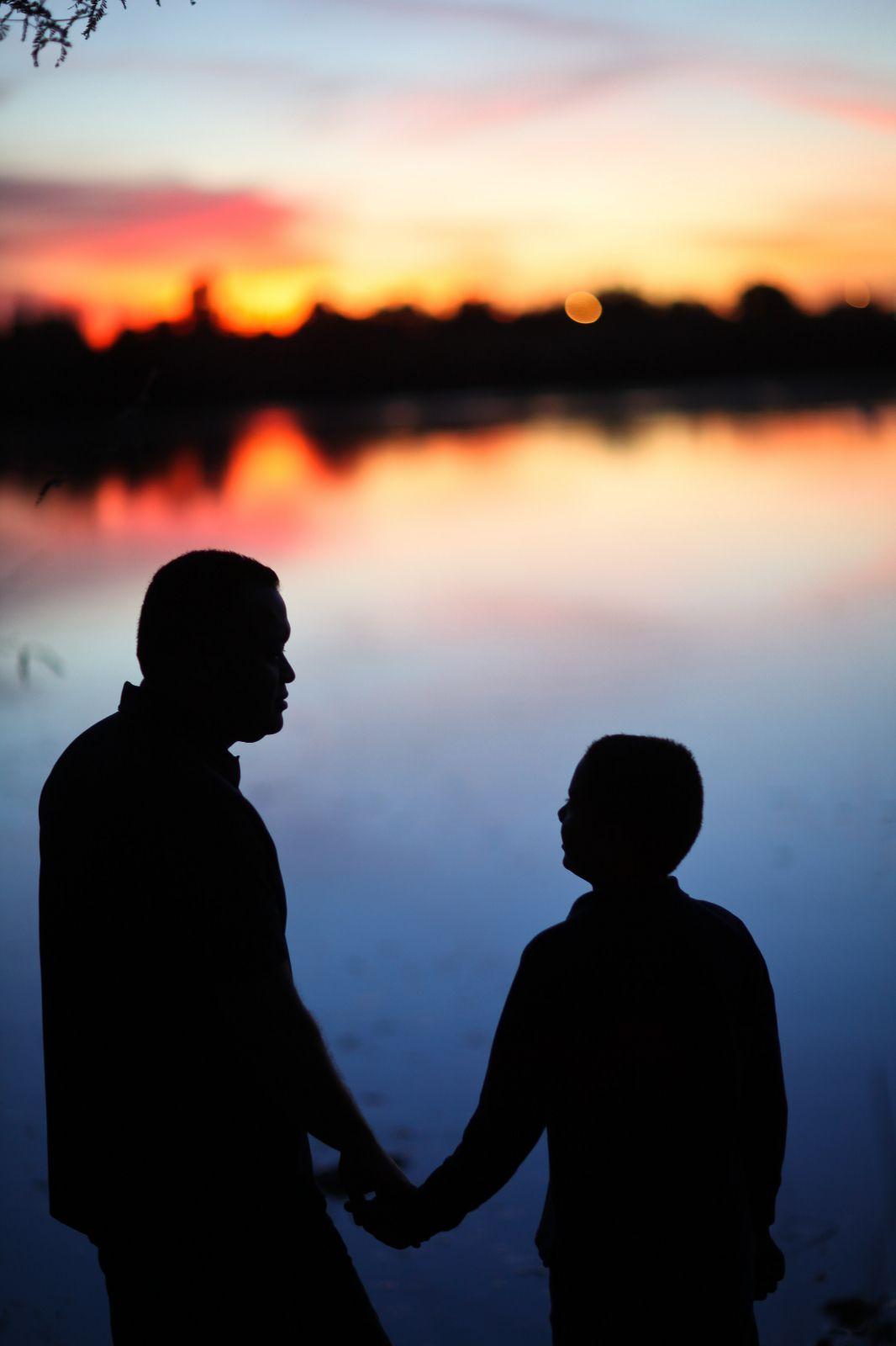 1066x1600 Fatherhood Wallpaperwallpaper.dog
