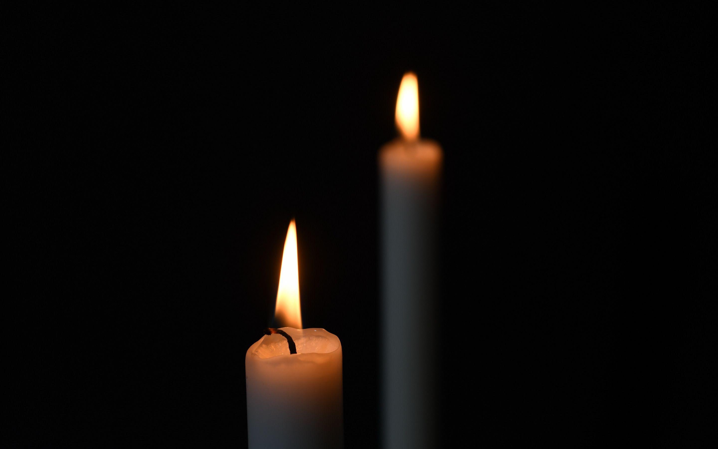 2880x1800 Download wallpaper burning candle on .