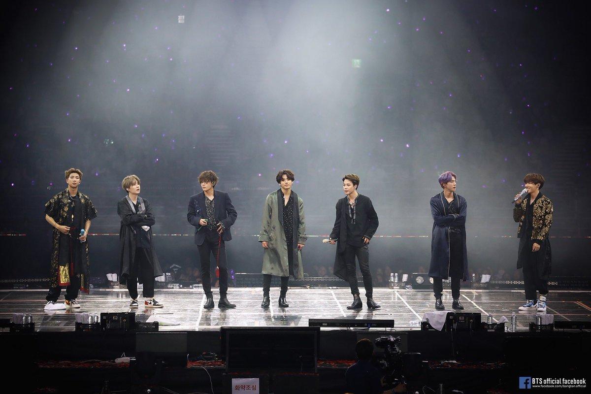 1200x800 BTS Concert Desktop Wallpaper