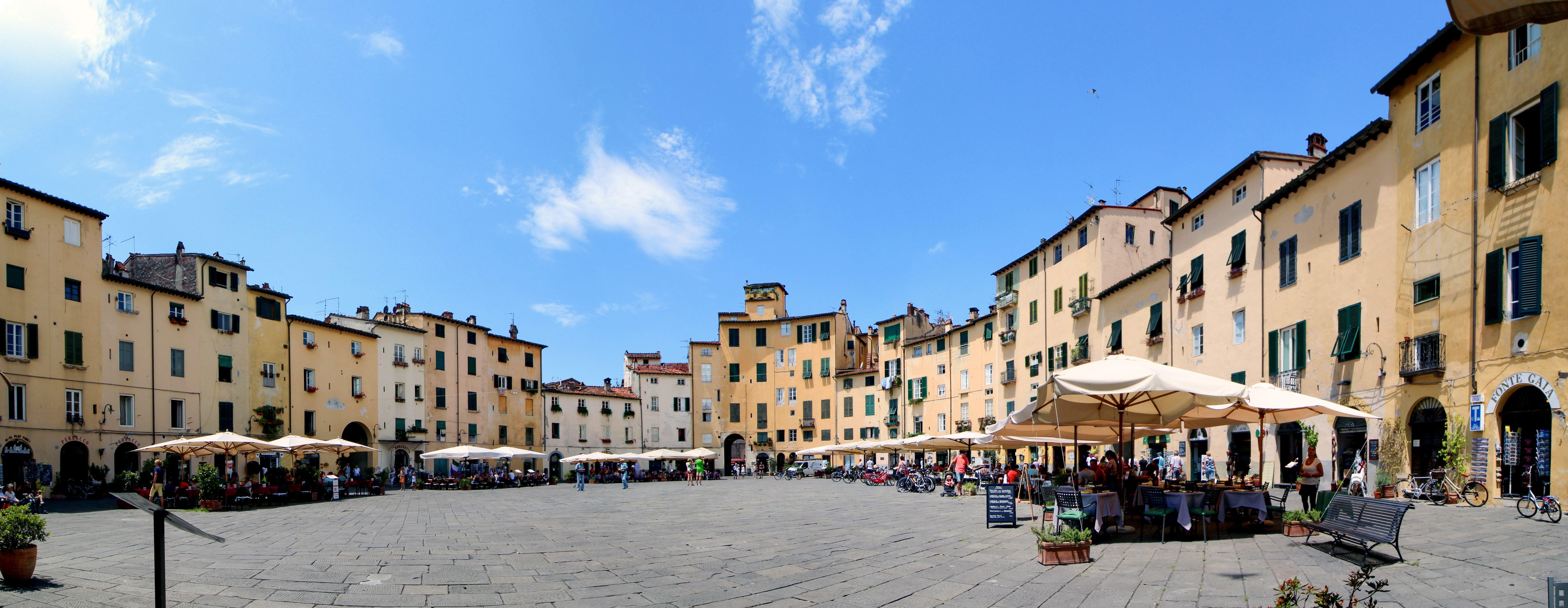 7579x2941 Lucca, Panorama, Tuscany, Italy .