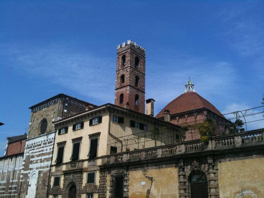 1024x768 Lucca Picture. Photo Gallery of Lucca .