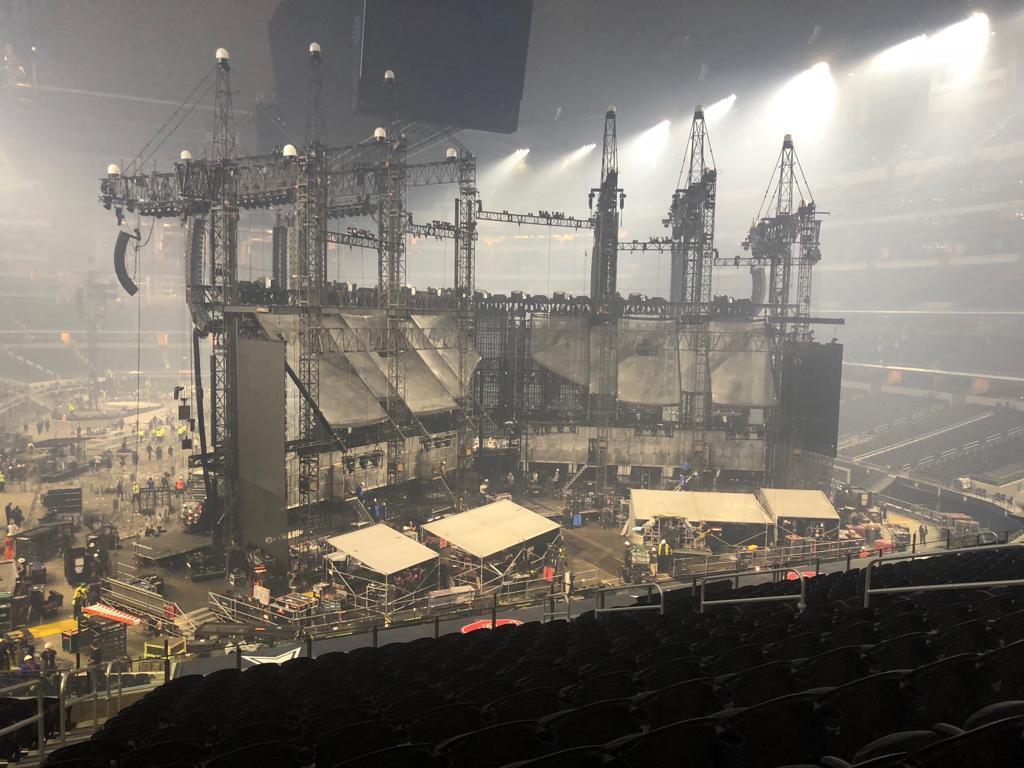 1024x768 Taylor Swift's Reputation Stadium Tour .
