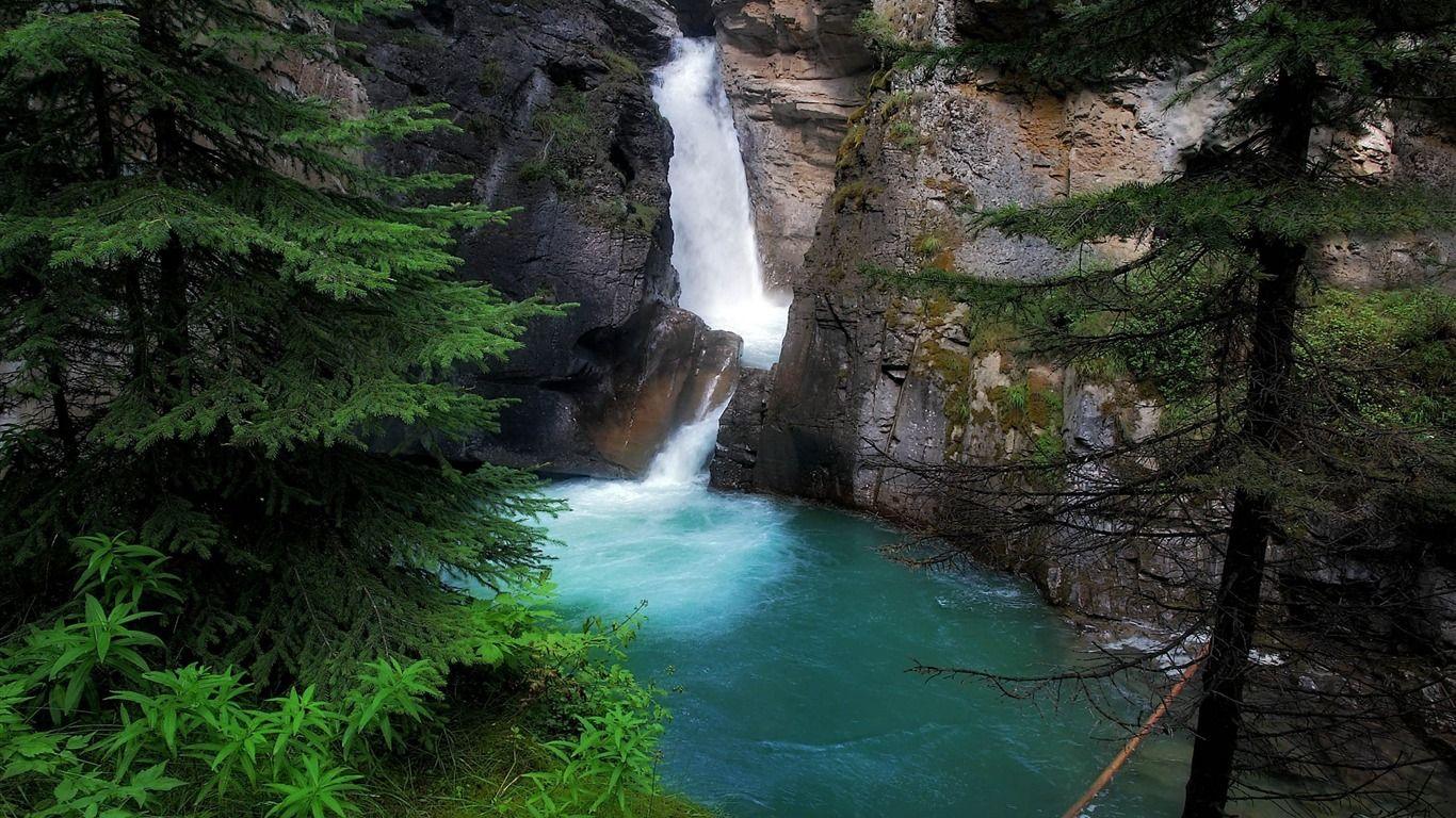 1366x768 World Most Famous Wallpaper