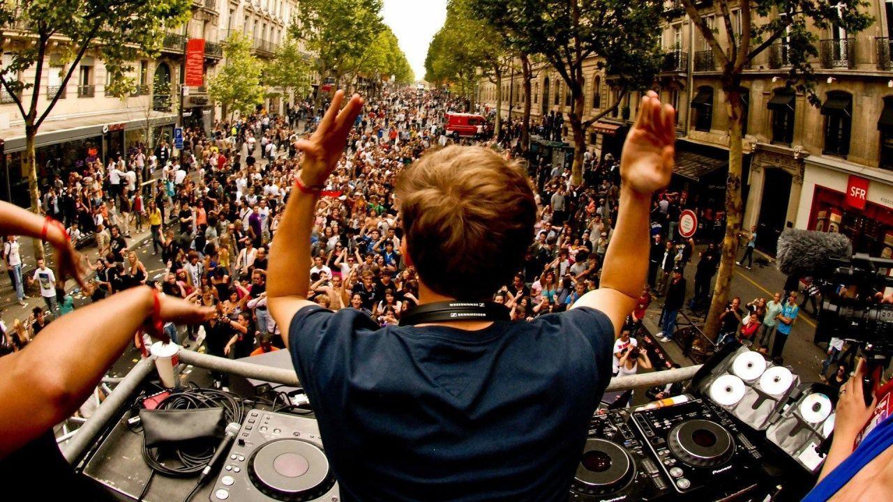 1280x720 DJ Live Wallpaper