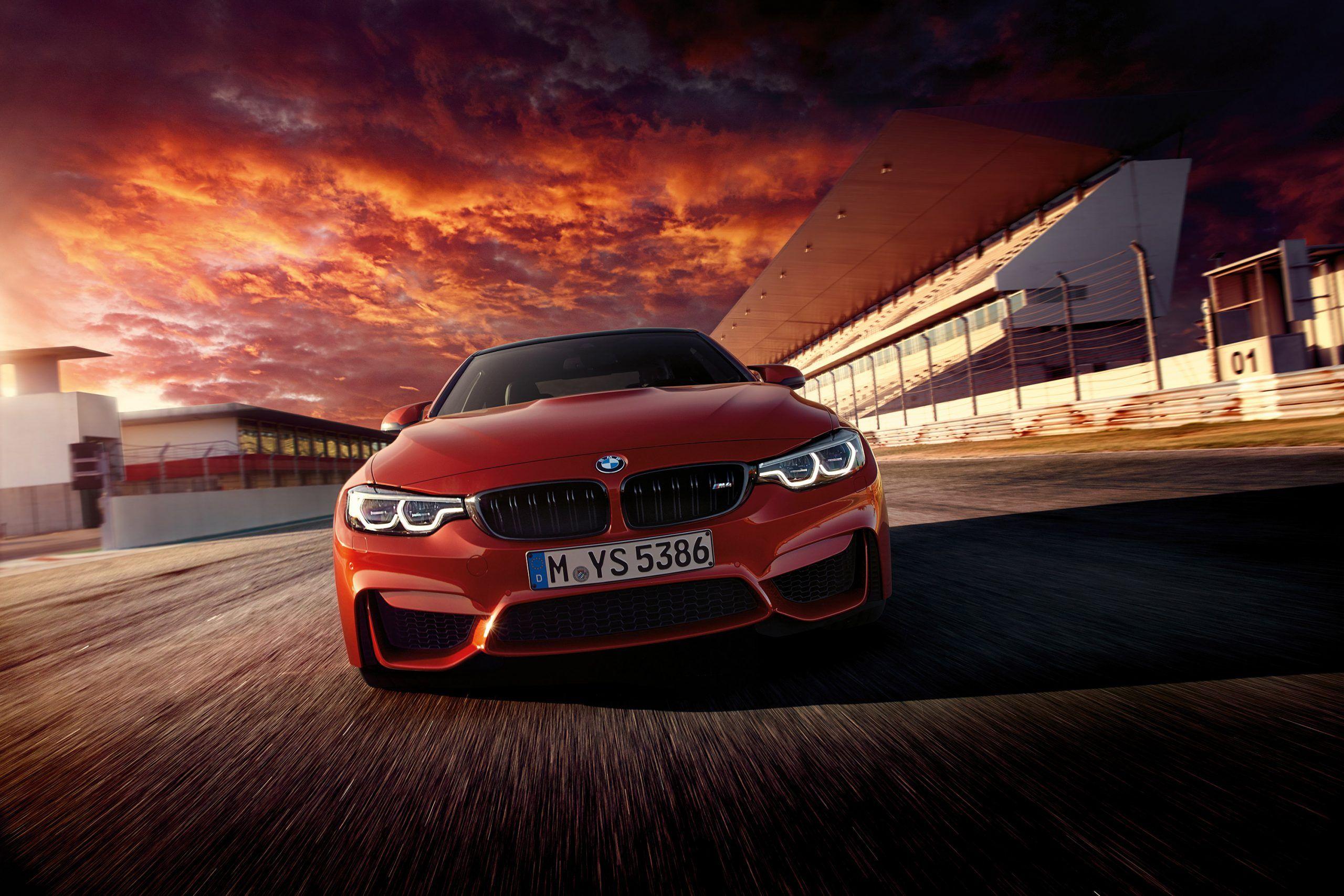 2560x1707 BMW M4 Wallpaper