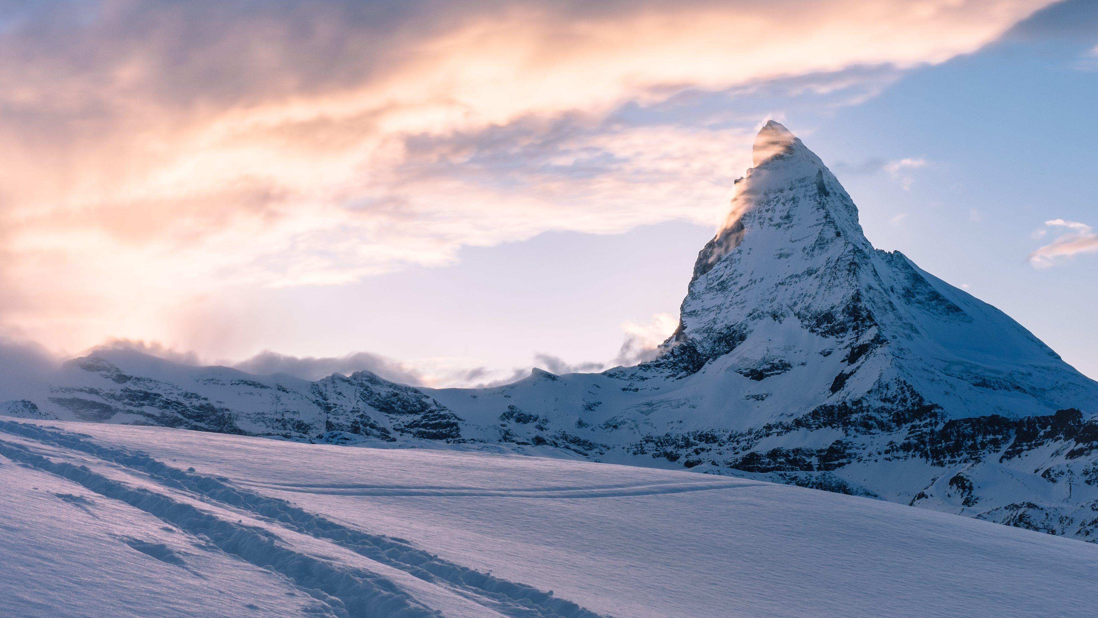 3840x2160 Swiss Alps Wallpaper