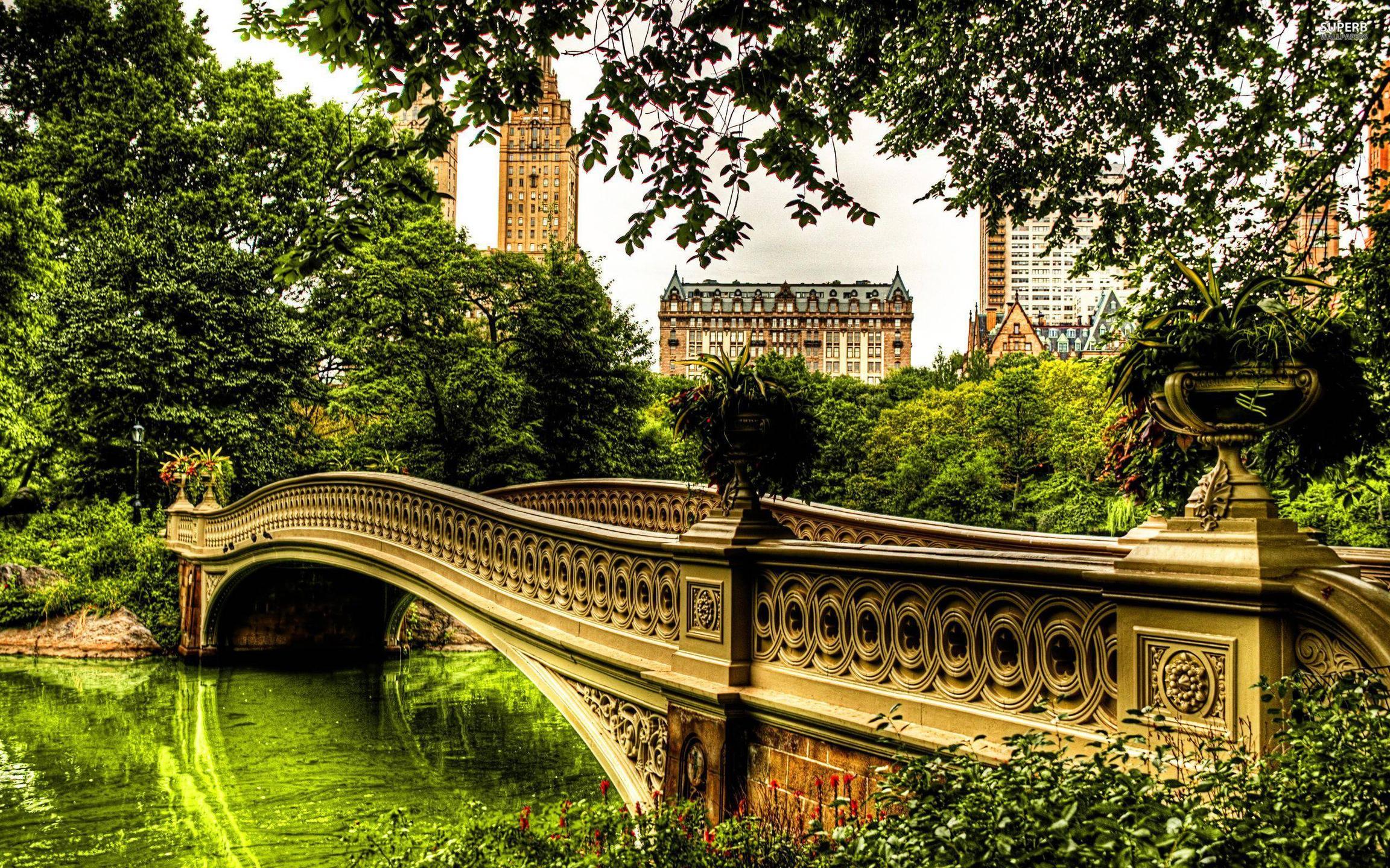 2304x1440 Central Park Wallpaper