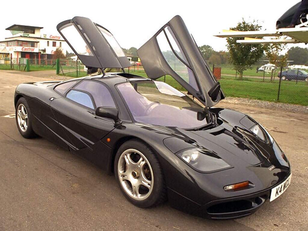 1024x768 Toyota Mr2 Spyder 2014