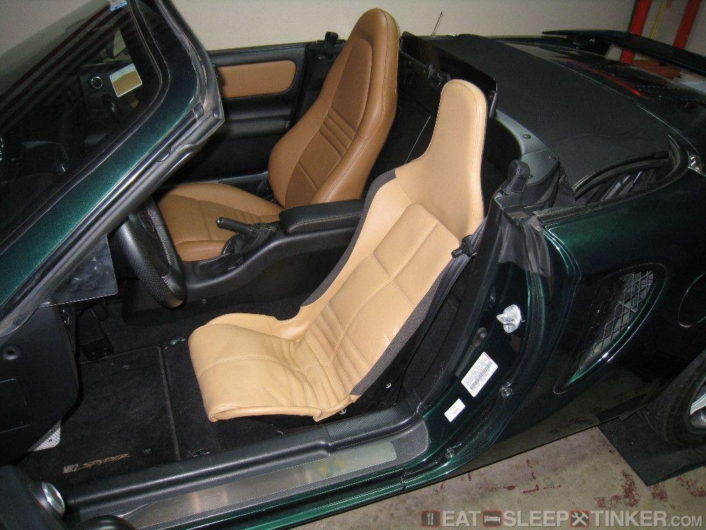 1024x768 Lotus Elise Seats in a Toyota MR2 Spyder, Sleep, Tinker