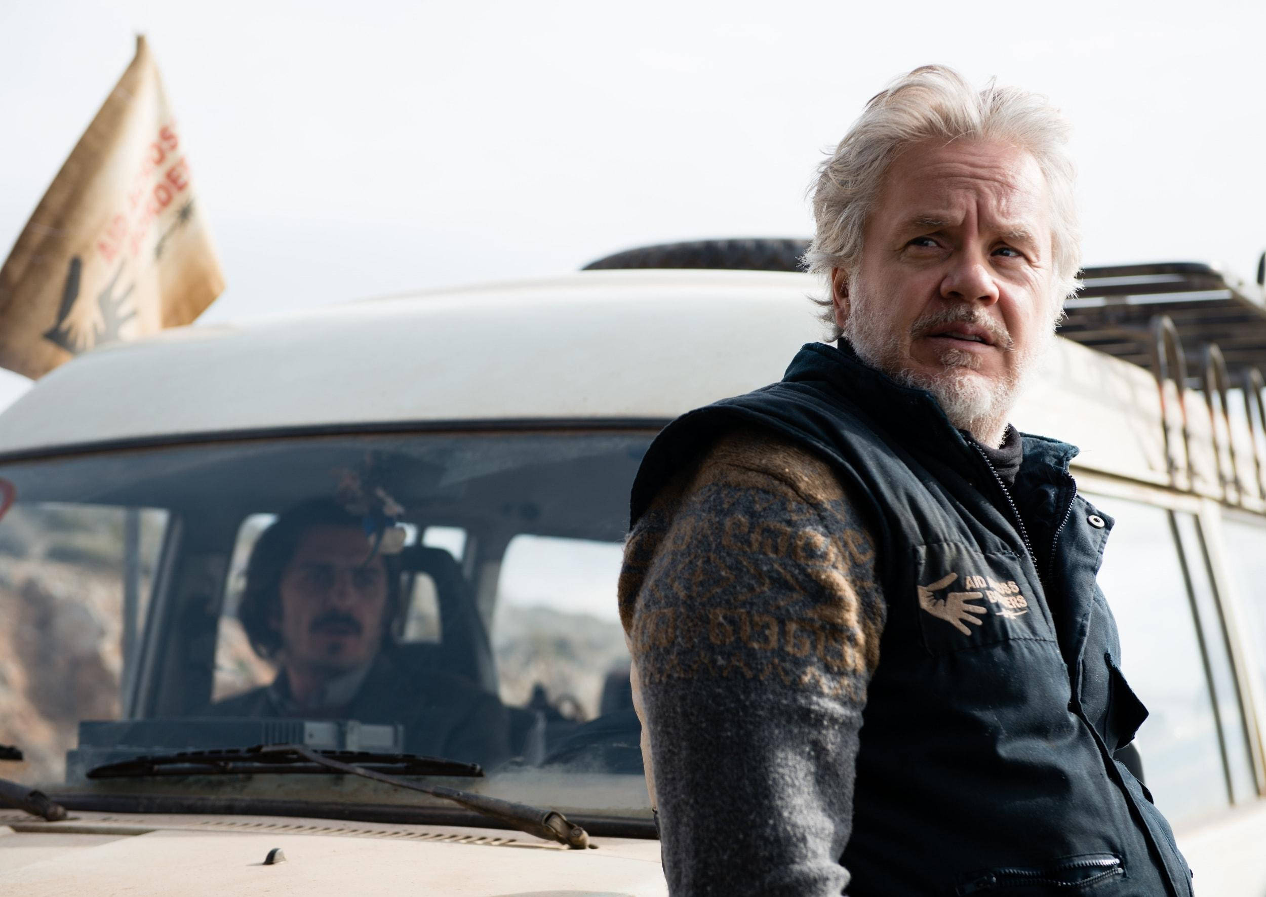 2500x1772 Download Tim Robbins A Perfect Day Wallpaper
