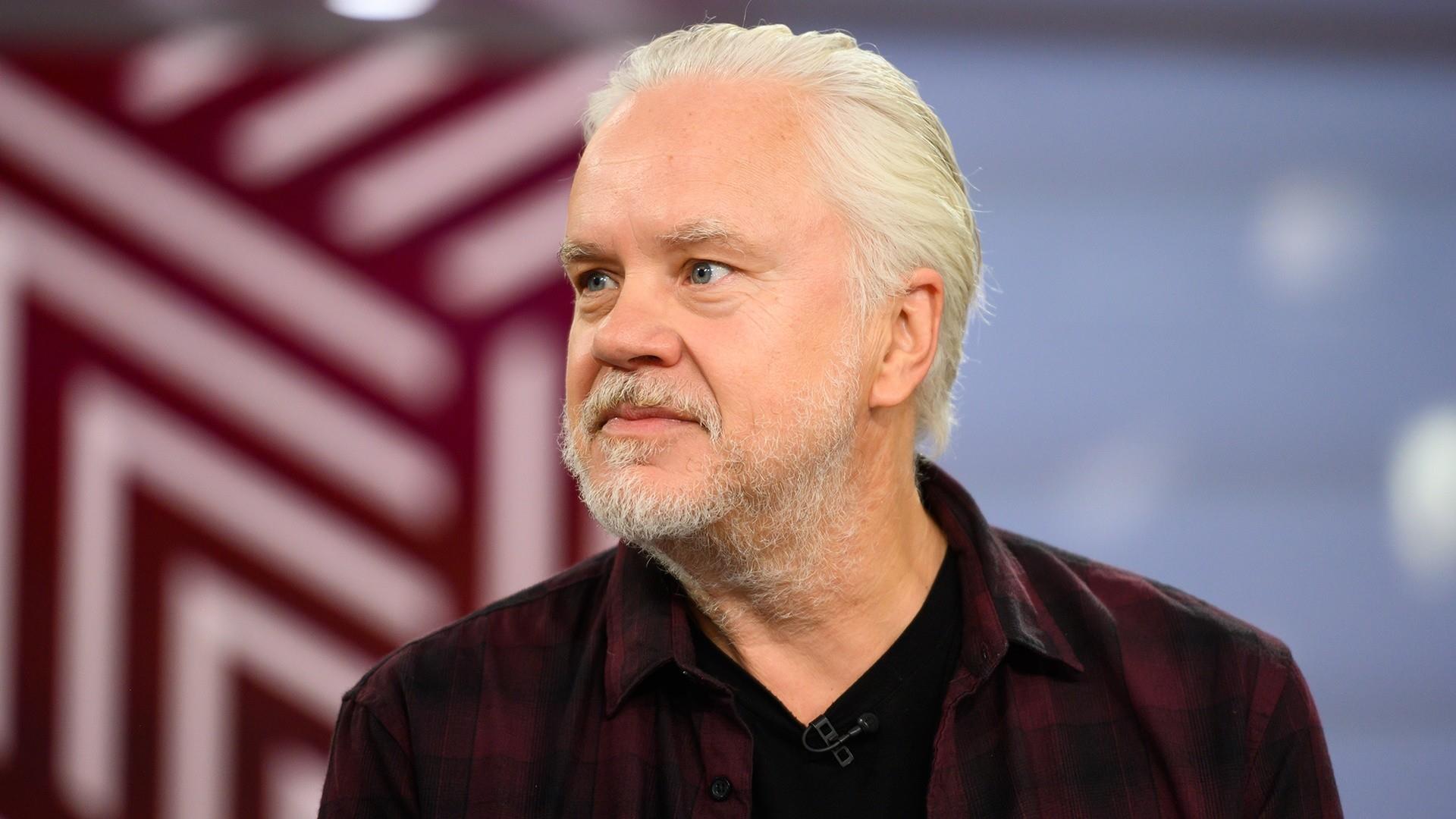 1920x1080 Tim Robbins dishes on ‘Castle Rock’