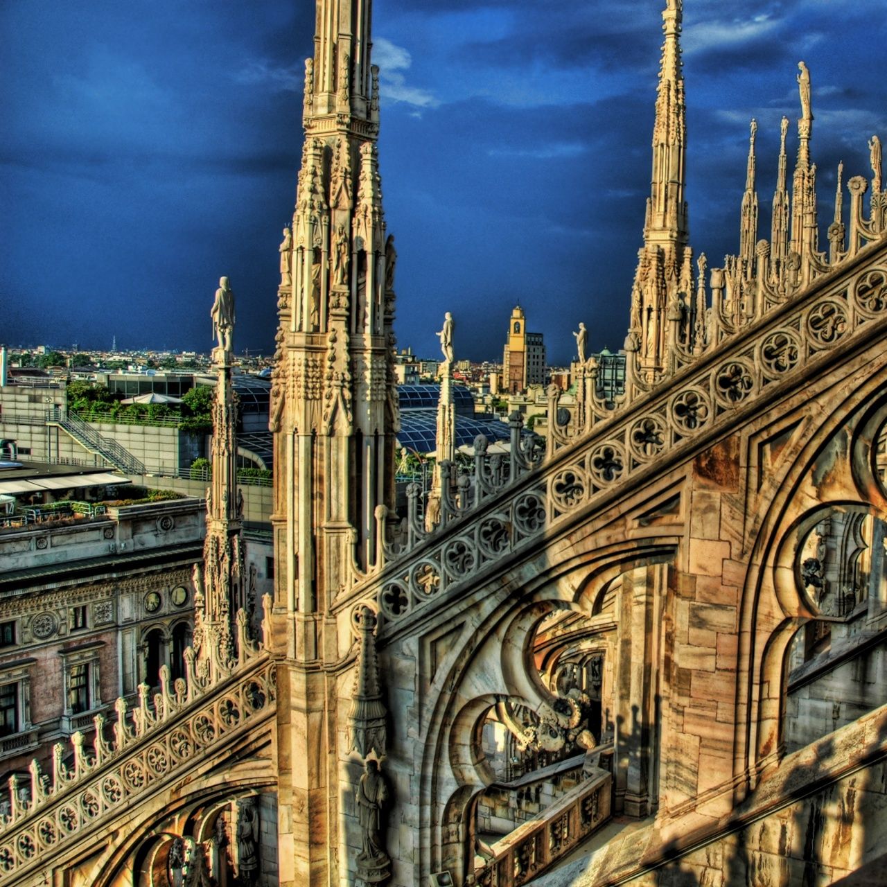 1280x1280 Cathedral In Milan, Italy 4K UHD Wallpaper for UltraHD Desktop and TV : Smartphone and Tablet Devices