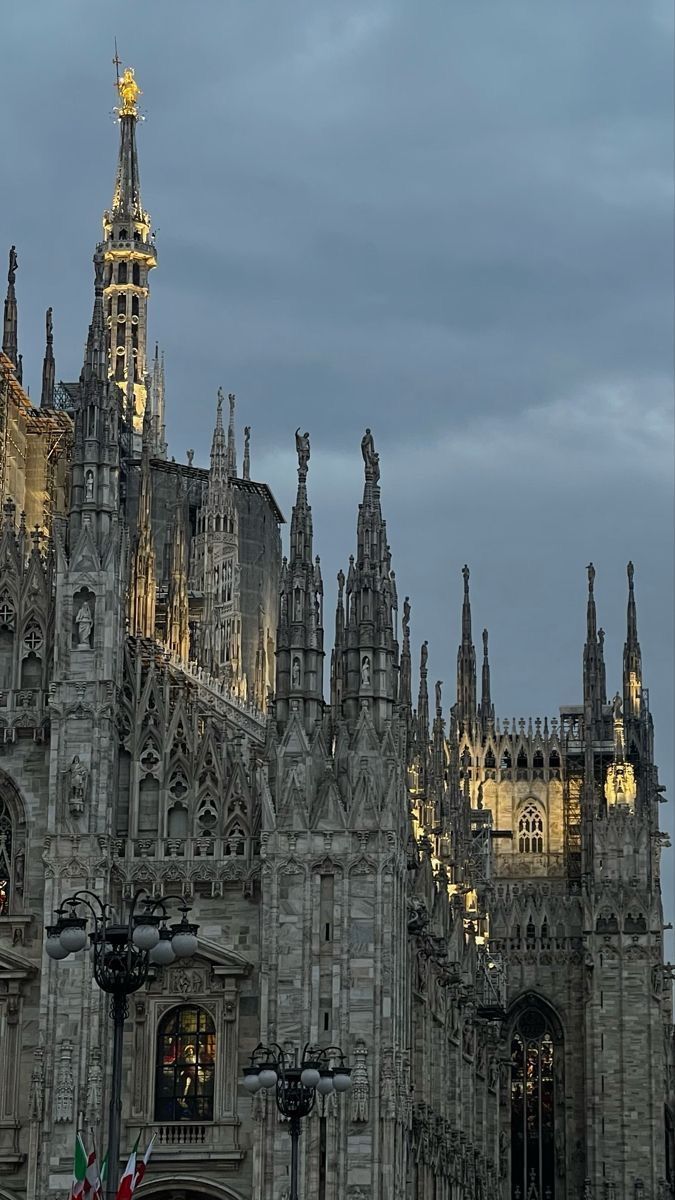 675x1200 Duomo di Milano Symbol of Milan's Rich History. Goth architecture, Milan cathedral, Beautiful architecture