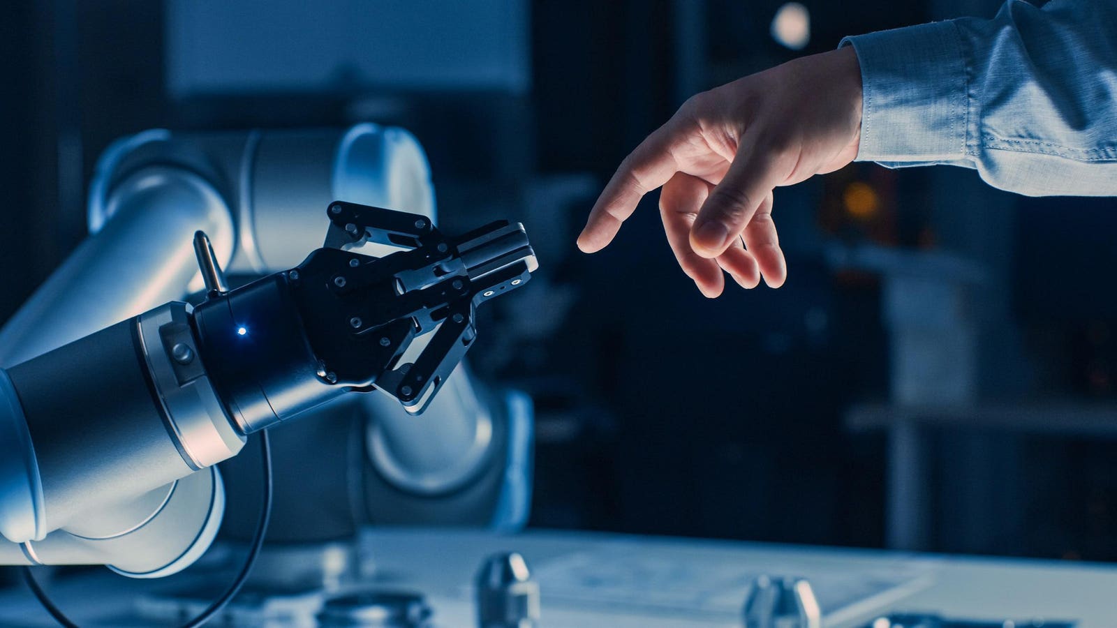 1600x900 The Best Examples Of Human And Robot Collaboration