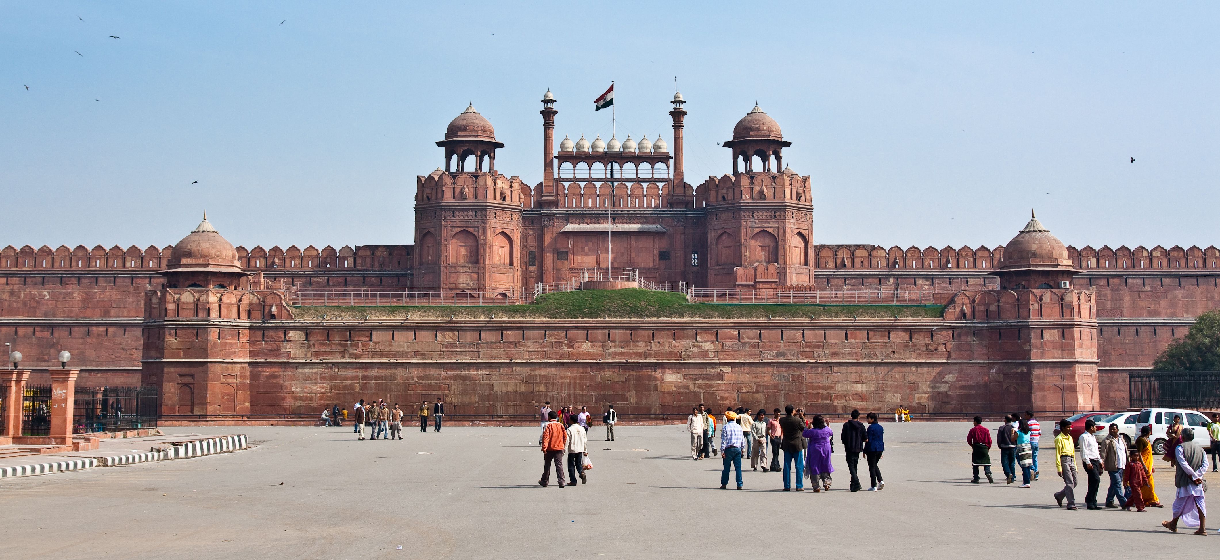 4242x1949 Red Fort