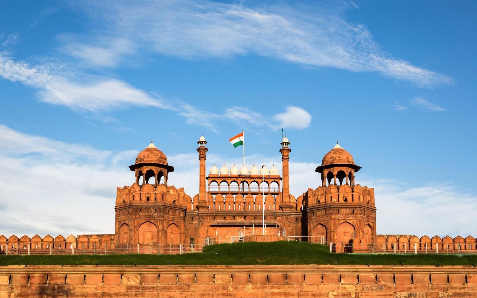 1600x1000 The Top Forts and Palaces to Visit in India