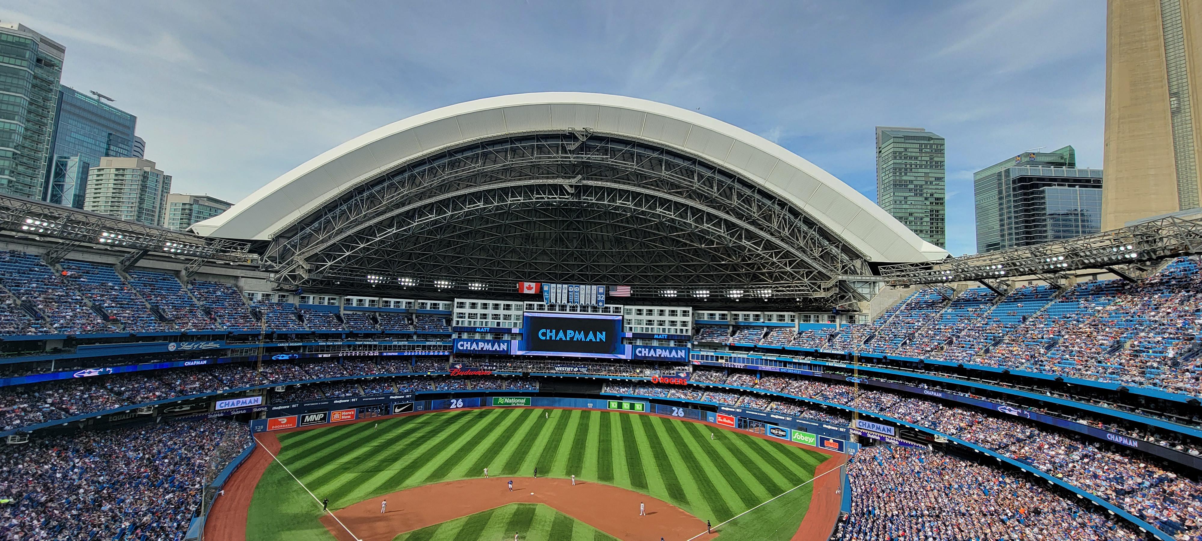 4000x1800 is there a practical reason (sun setting, wind) the fixed part of the Rogers Centre is behind the outfield vs behind home plate? the view of downtown would be awesome!
