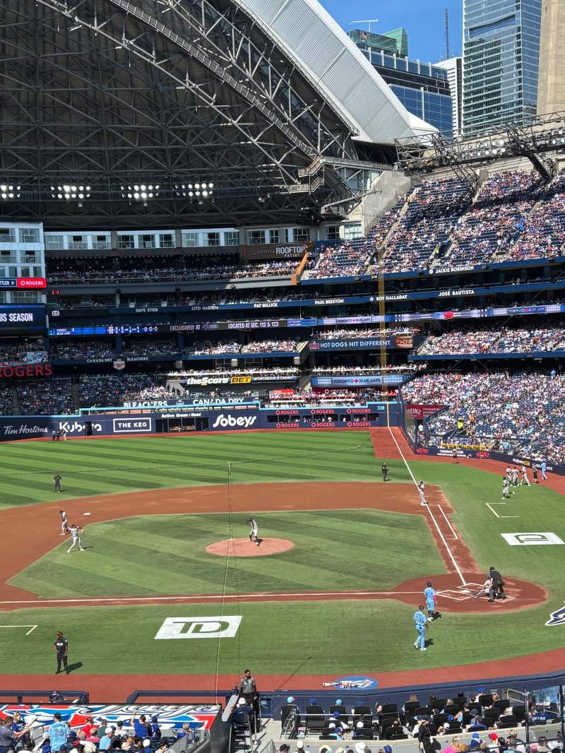 800x1066 Photos of the Toronto Blue Jays at Rogers Centre