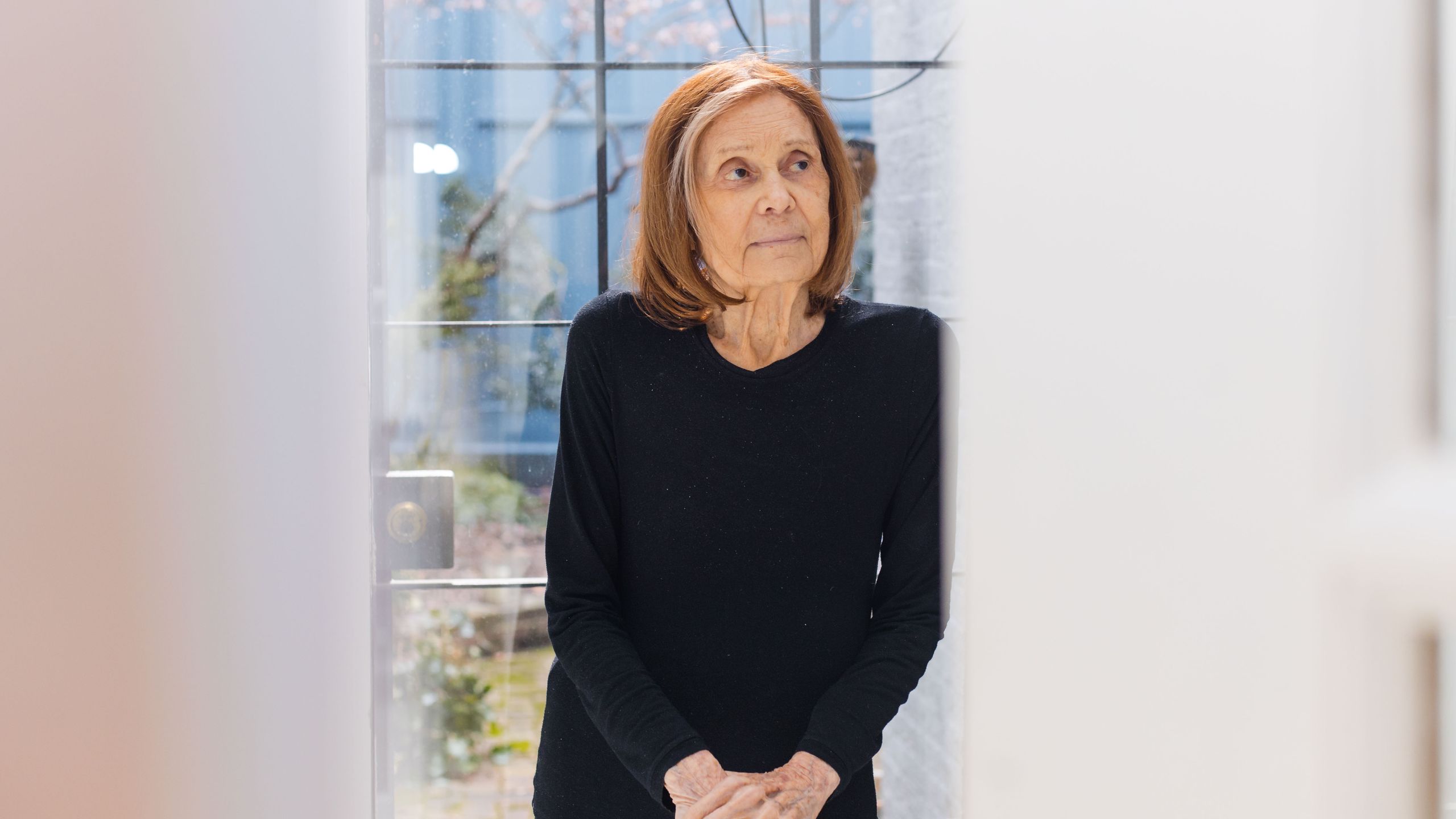 2560x1440 Gloria Steinem, Thinks We've Made (Some) Progress Against Ageism