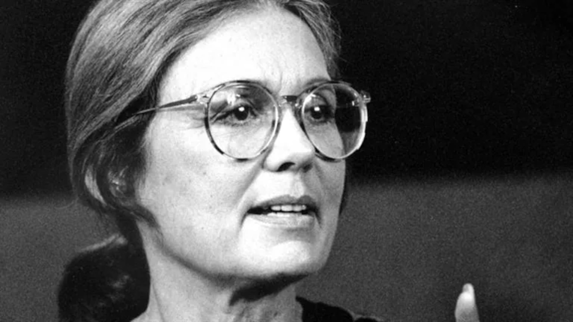 1920x1080 Pioneering feminist Gloria Steinem dies