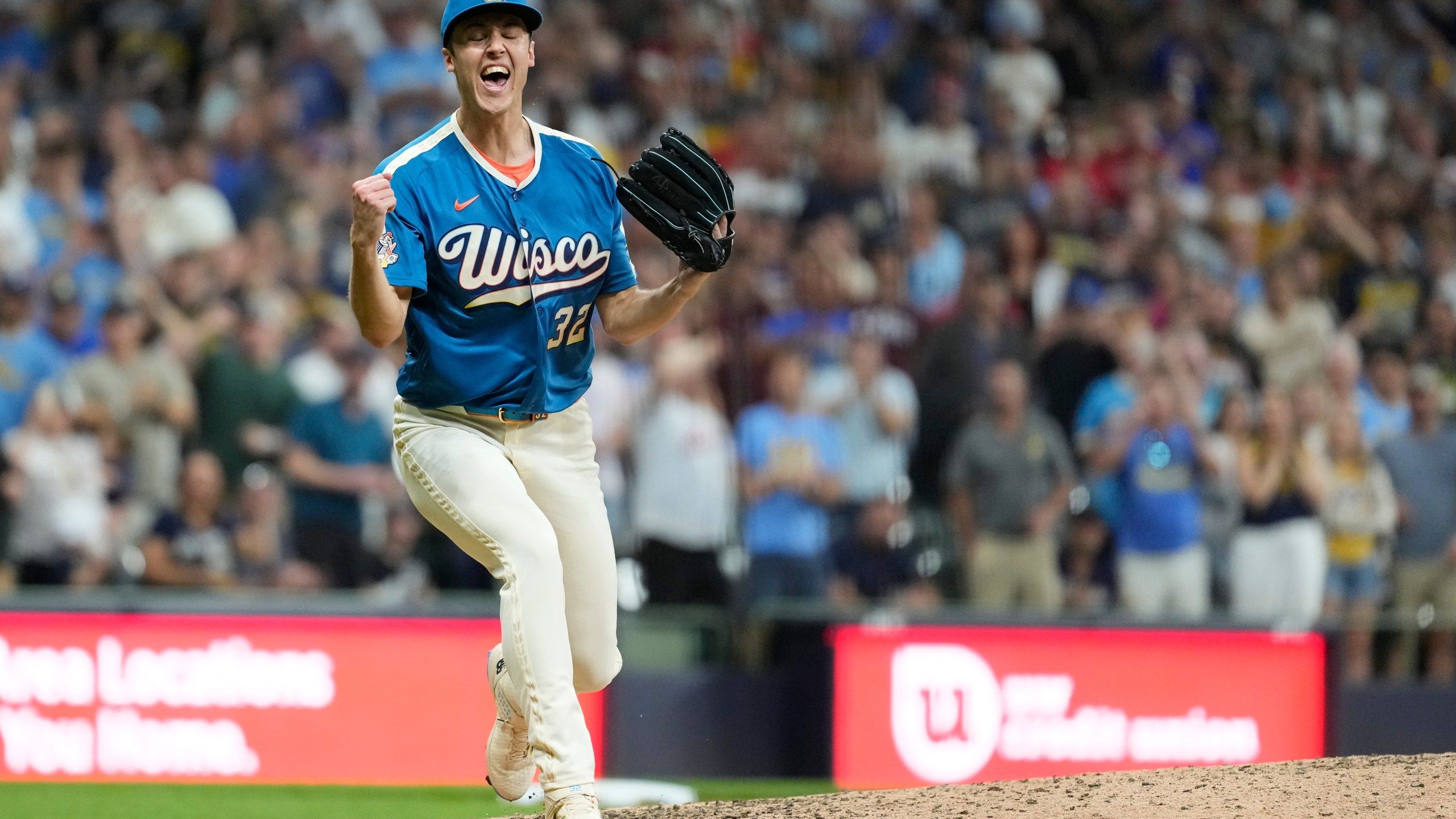 2560x1440 Misiorowski throws first professional complete game on another night of record velocity