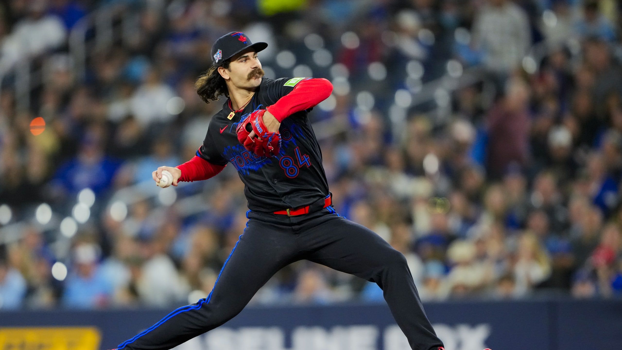 2560x1440 Brewers' Misiorowski tops players for Friday, May 8; Blue Jays' Cease tops AL players