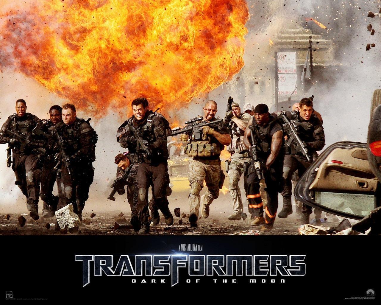 1280x1024 Transformers: Dark of the Moon