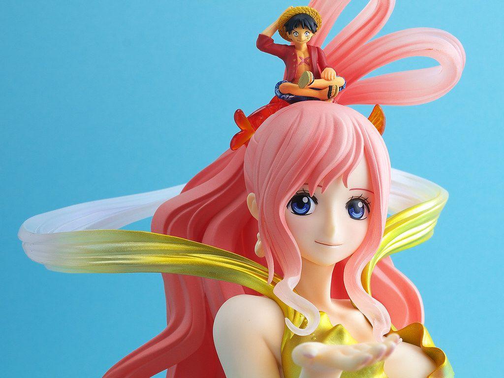 1024x768 Mermaid Princess Shirahoshi & Monkey D Luffy2