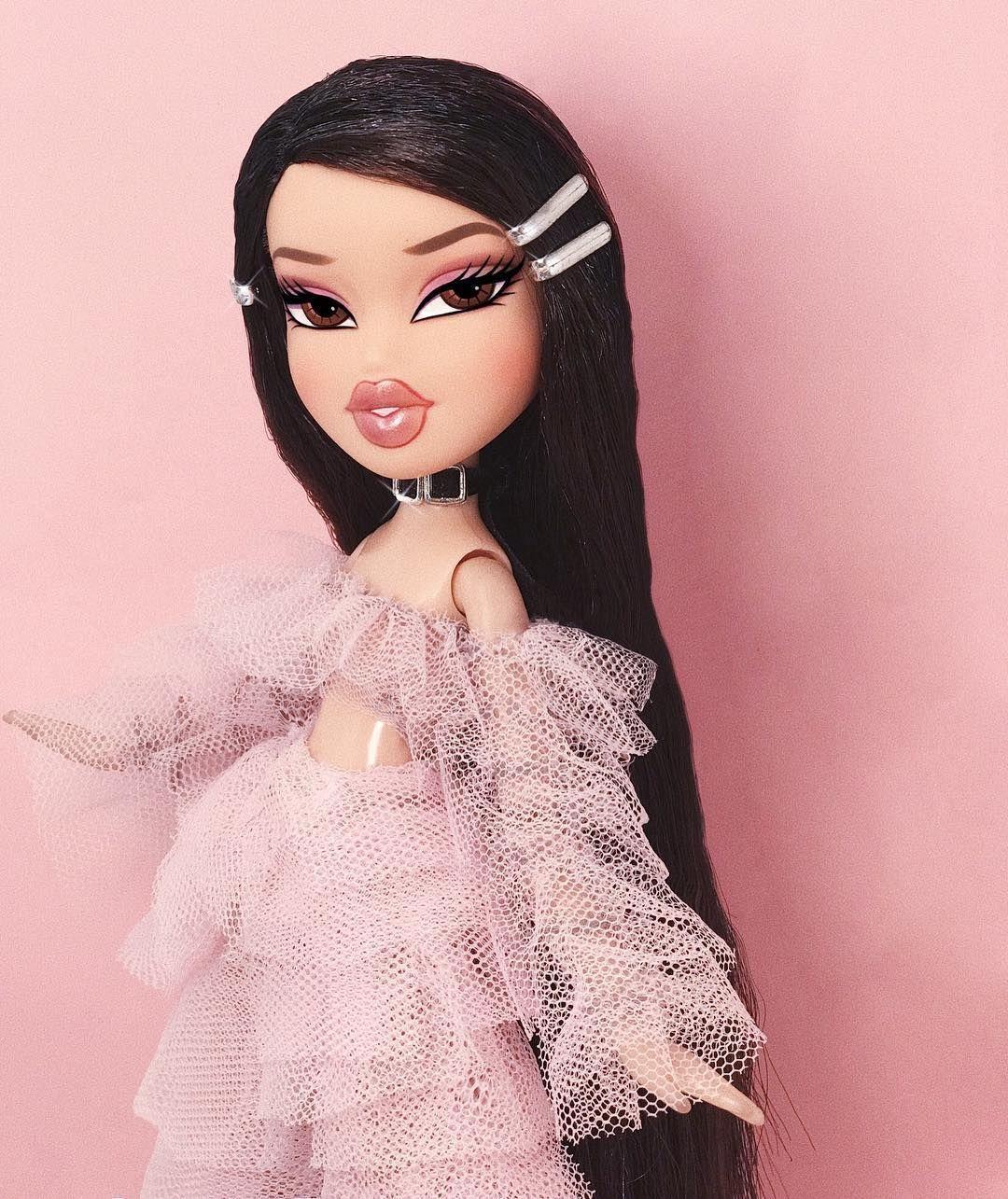 Hình nền thẩm mỹ 1080x1285 Bratz