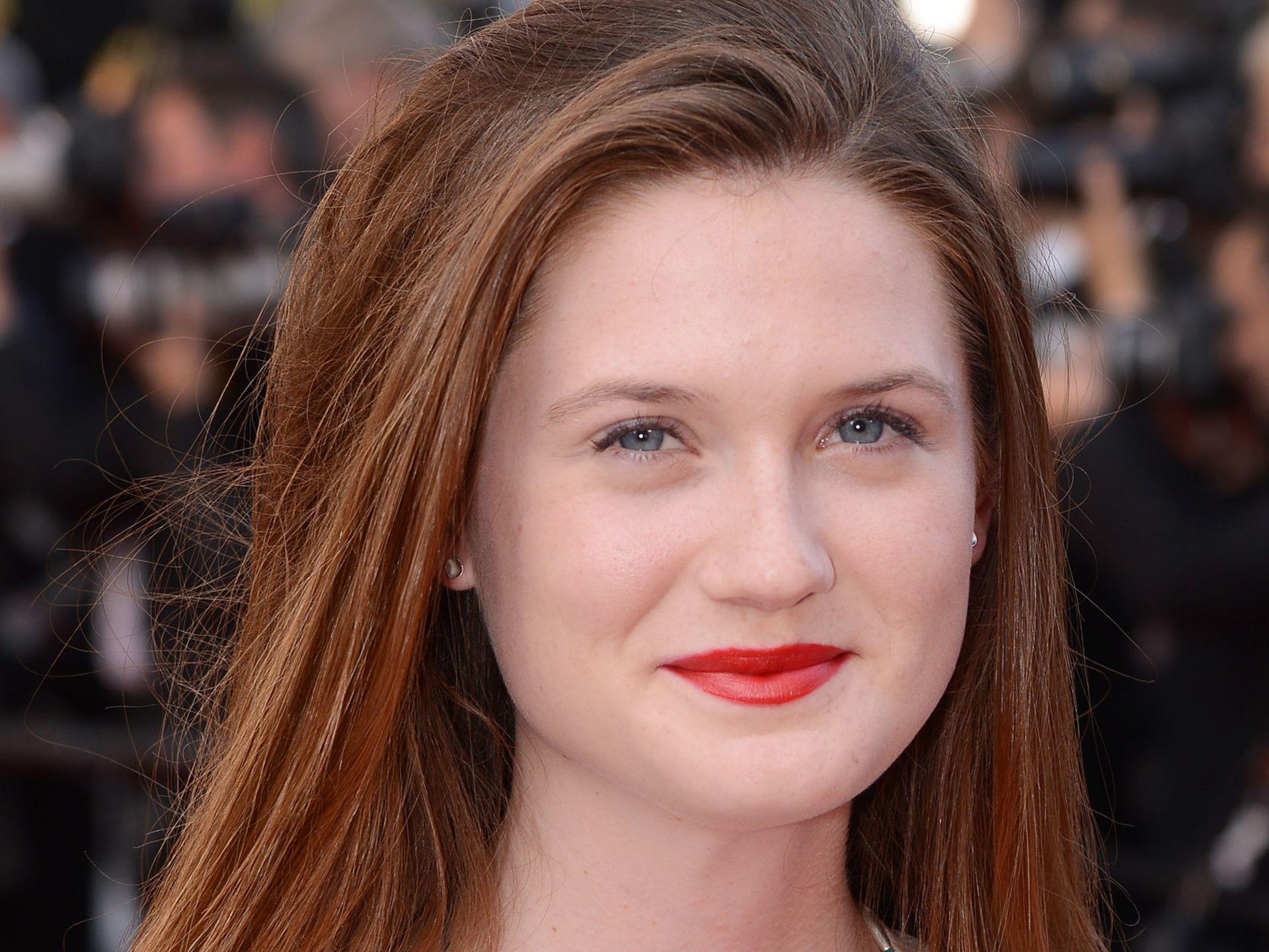 1920x1440 Beautiful Bonnie Wright HD Wallpaper