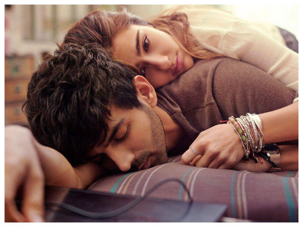 1200x900 Love Aaj Kal': Fans are super excited for the Kartik Aaryan and Sara Ali Khan starrer, call it a blockbuster. Hindi Movie News of India