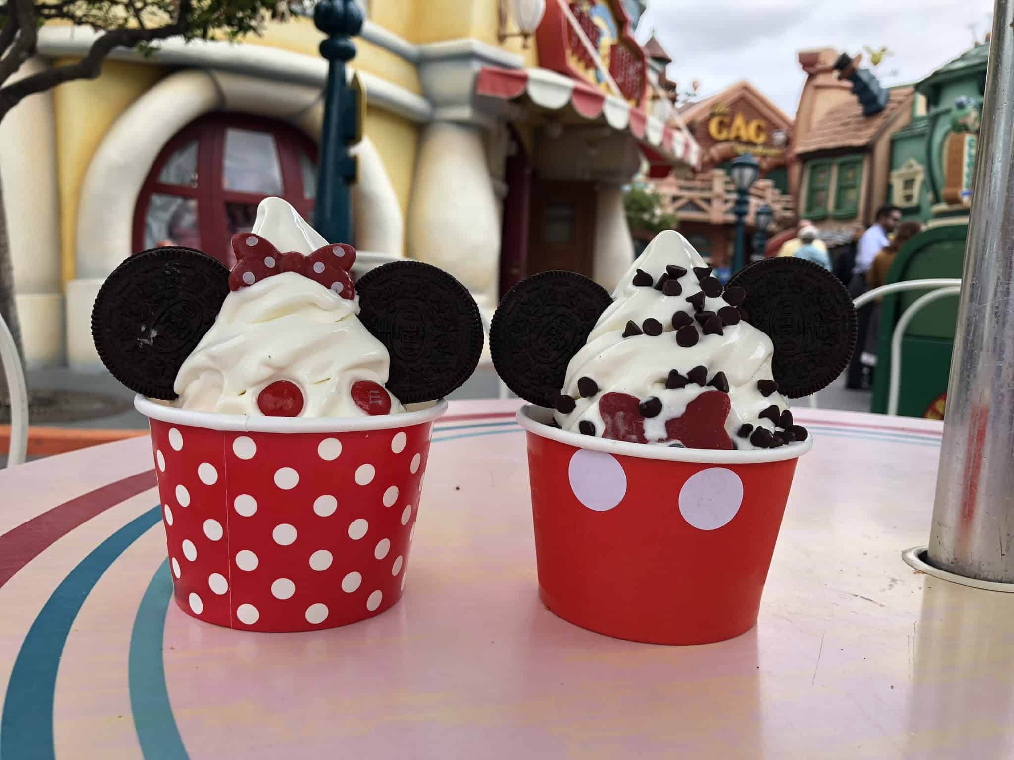2048x1536 PHOTOS, REVIEW: Mickey and Minnie Sundaes At Clarabelle's In Disneyland News Today