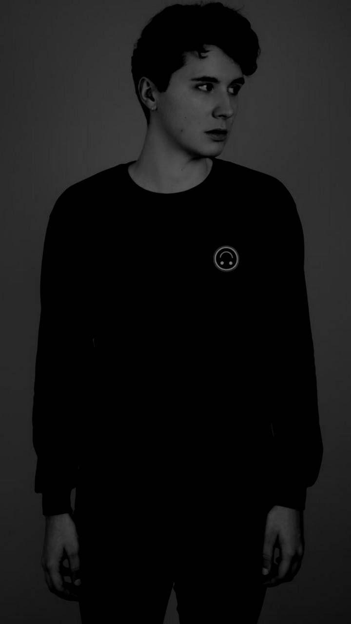 720x1280 Dark Howell wallpaper