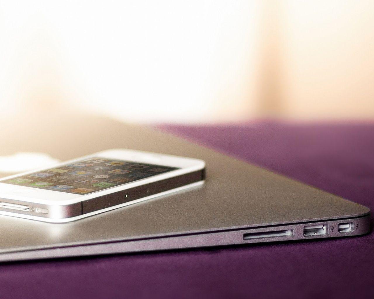 1280x1024 White iPhone and Macbook Air desktop PC and Mac wallpaper