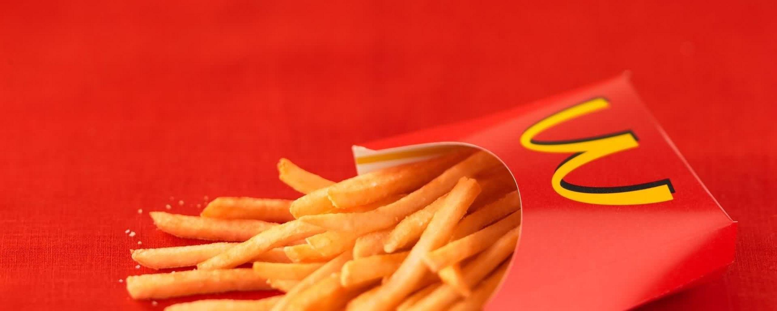 2560x1024 Fast French Fries wallpaperx1024