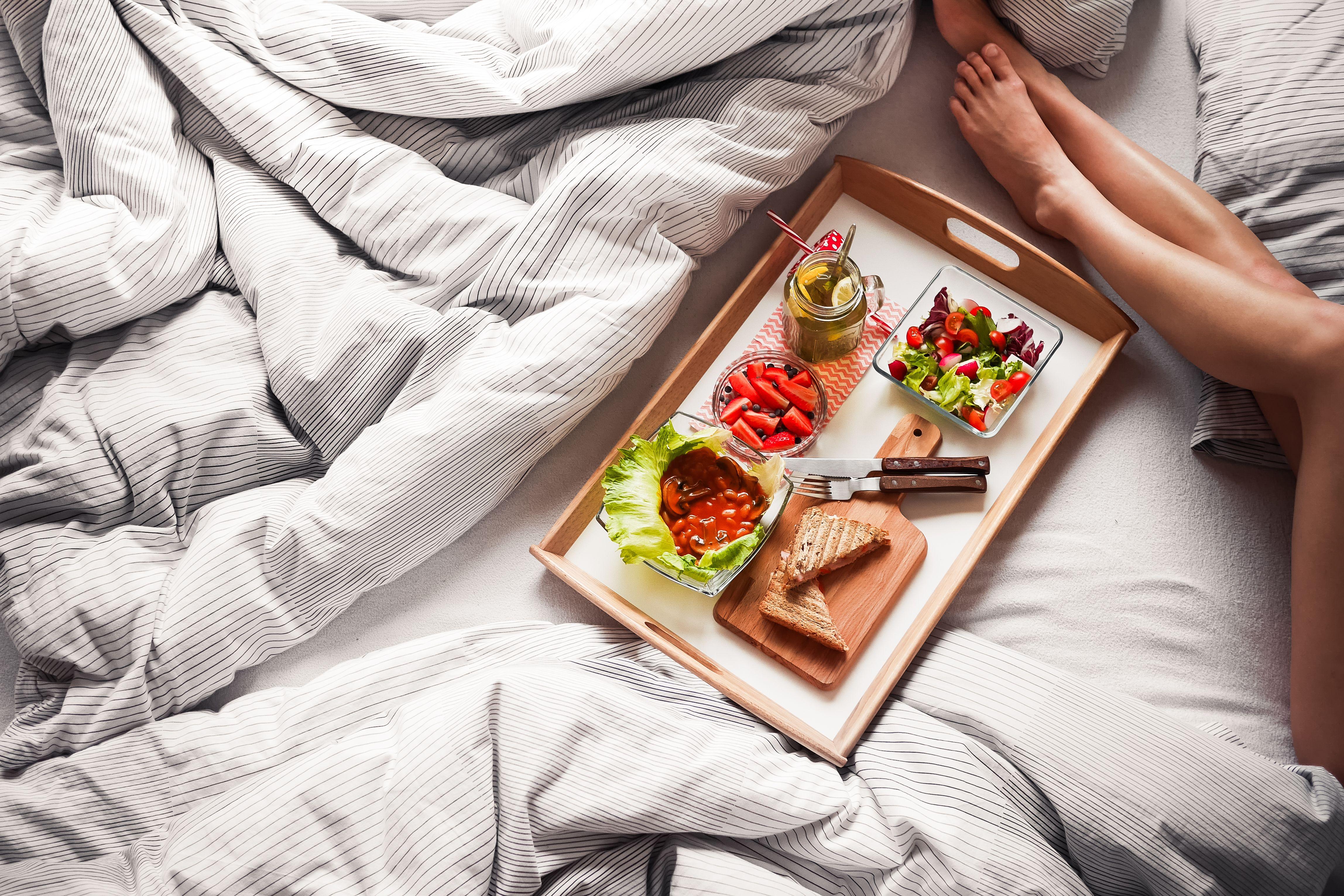 4592x3064 Young Woman Enjoying Morning Breakfast in Bed Free
