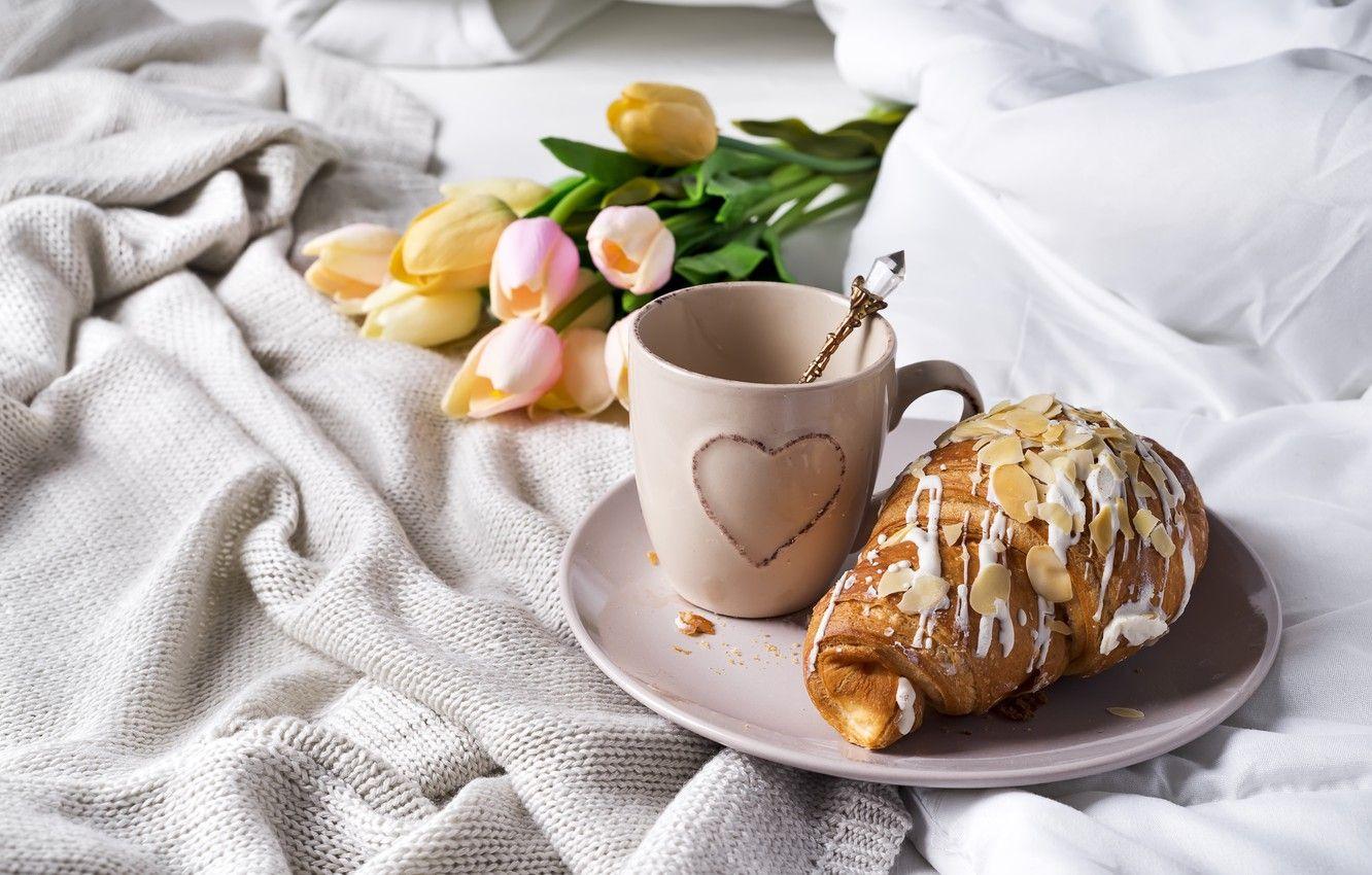 1332x850 Wallpaper coffee, Cup, bed, tulips, romantic, tulips, coffee cup, croissants, growing, breakfast image for desktop, section еда