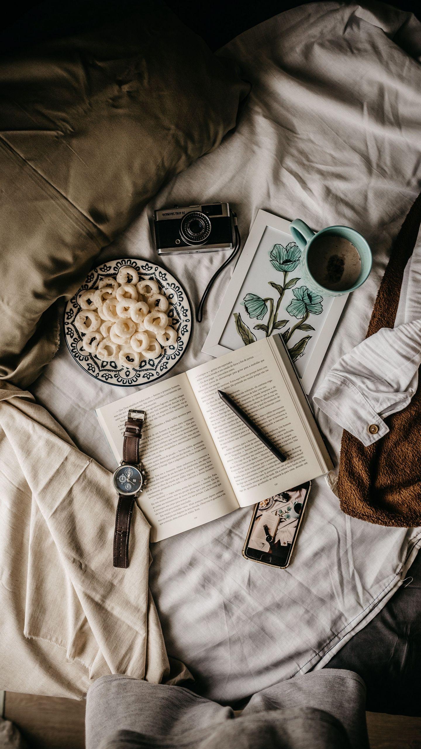 1440x2560 Wallpaper Camera, Book, Food, Mug, Bed, Breakfast, Books And Coffee