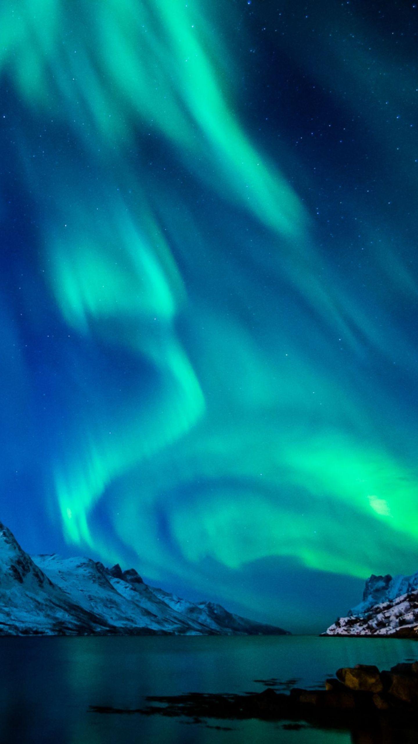 Northern Lights Aurora Borealis Night Sky Comet Scenery 4K Wallpaper iPhone  HD Phone 4510f