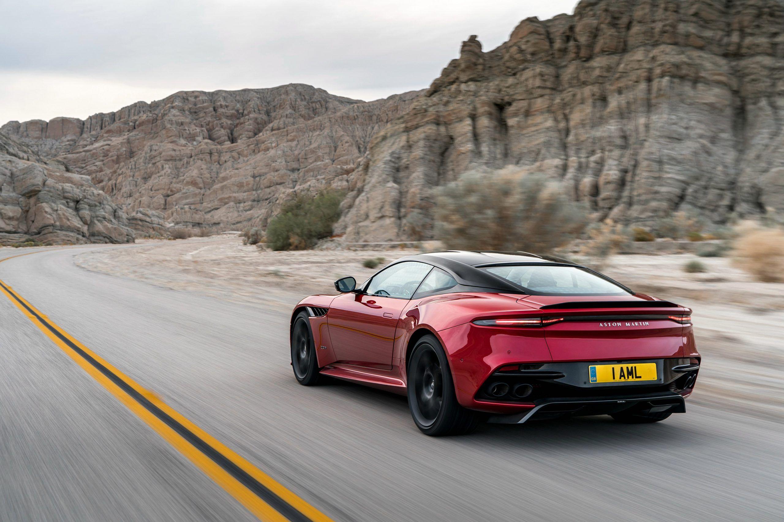 2560x1707 Aston Martin DBS Superleggera Wallpaper