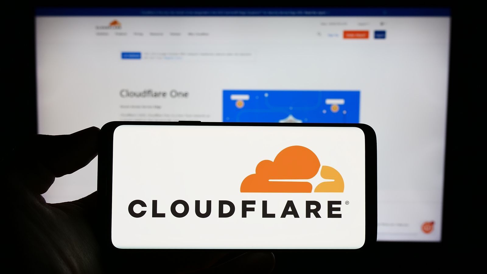 1600x900 Cloudflare Stock Plunges Amid 20% Job Cuts. Executives Are Blaming AI