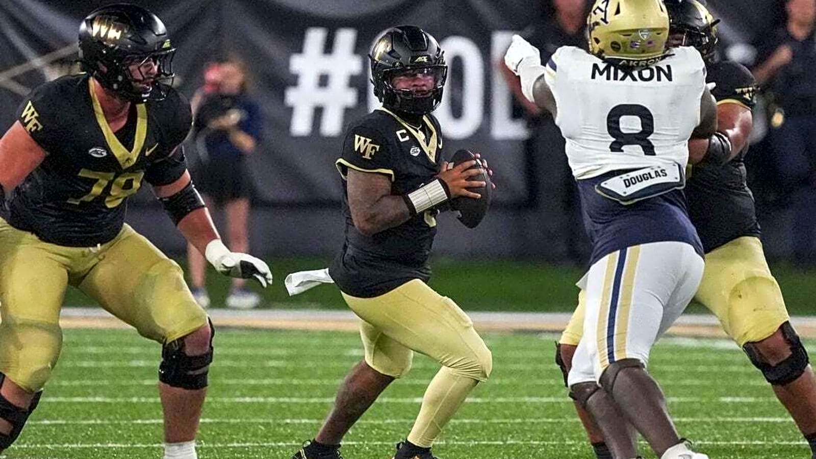 1600x900 Gio Lopez (3 TDs) dazzles in Wake Forest debut rout of Akron