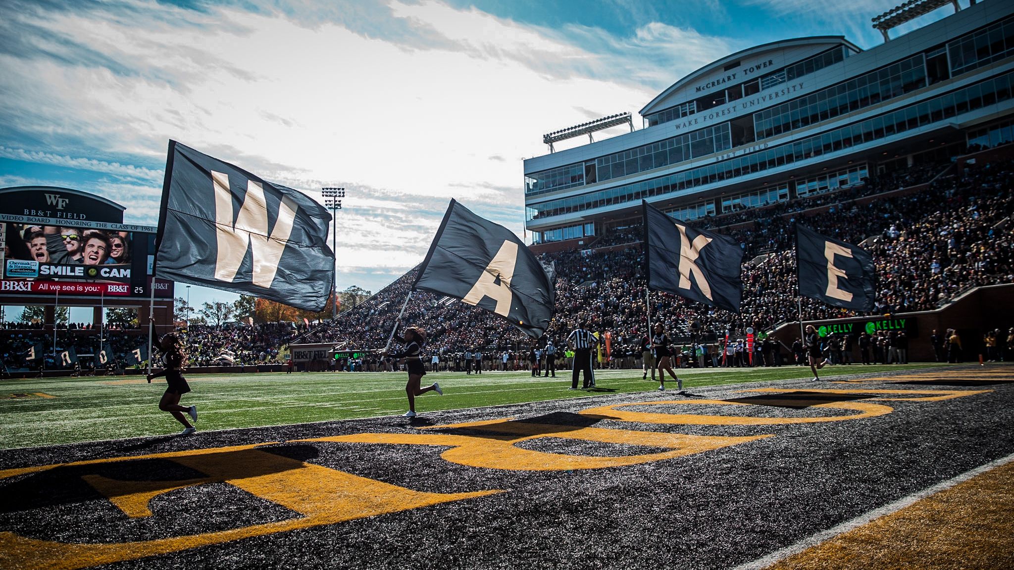 2048x1152 Wake Forest Football on X: Some of our favorites for your next virtual meeting background