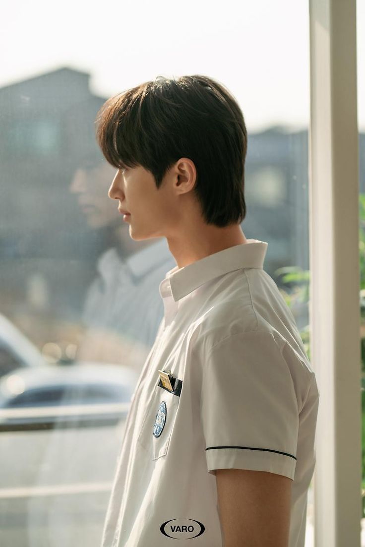 736x1103 Sun jae wallpaper. Ryu sunjae lovely runner wallpaper, Byeon woo seok haircut, Byun wooseok