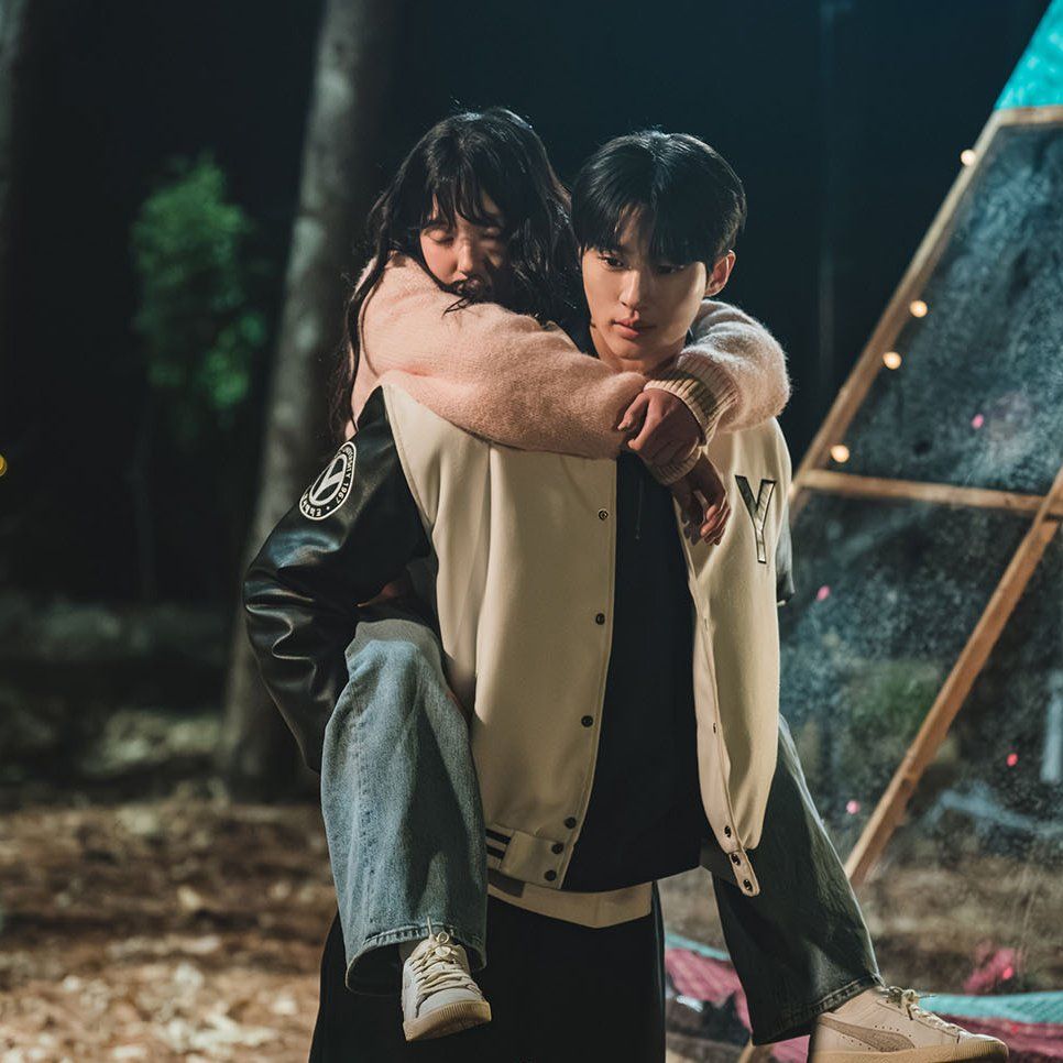 966x966 Important Moments For Kim Hye Yoon And Byeon Woo Seok In Episodes 9 10 Of Lovely Runner