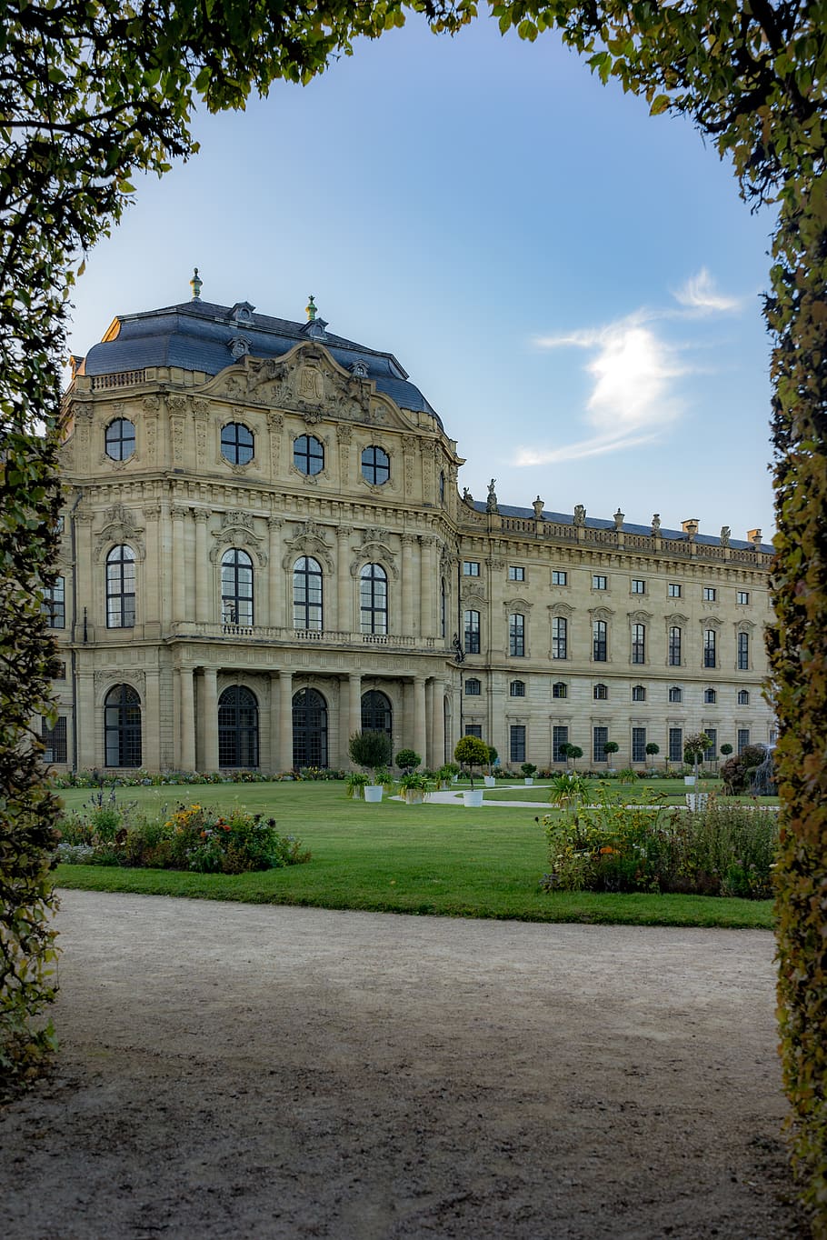 910x1364 Würzburg 1080P, 2K, 4K, 5K HD wallpaper free download