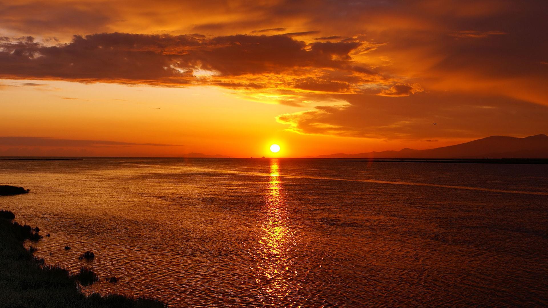 1920x1080 Beautiful Sunset And Sea Background Widescreen and HD background